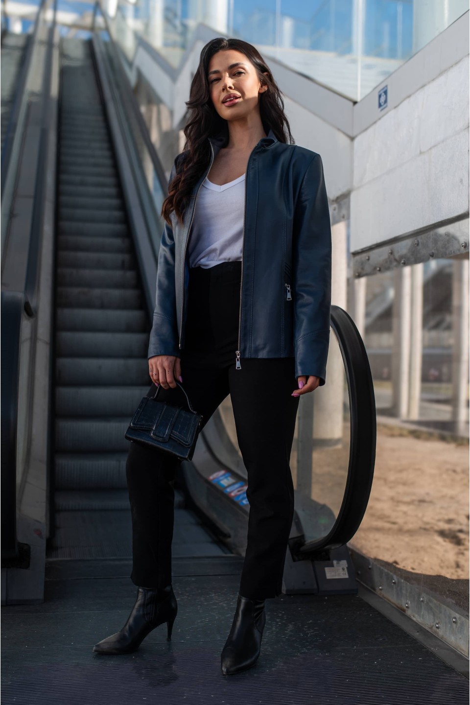 Kurtka Lena Jeans w jeansowym odcieniu | Monica Collection